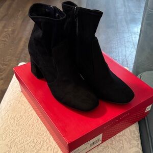 Kelly & Katie Elegant Black Ankle Booties
